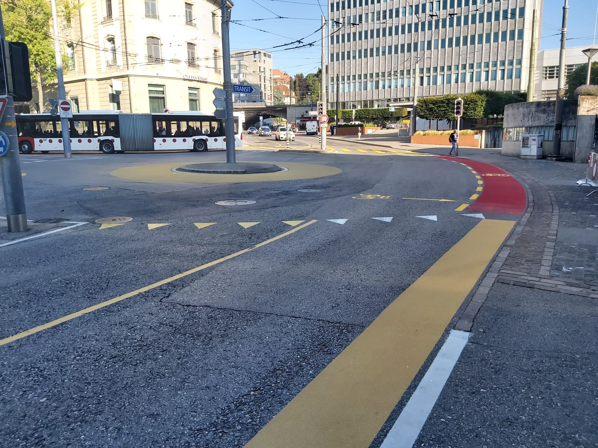 f1e0f9d8-75ca-4fdb-a5bc-1a6ff3a30b09